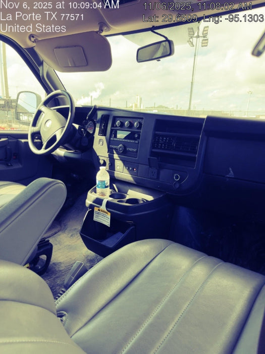 2025 CHEVROLET Express Van - Rental