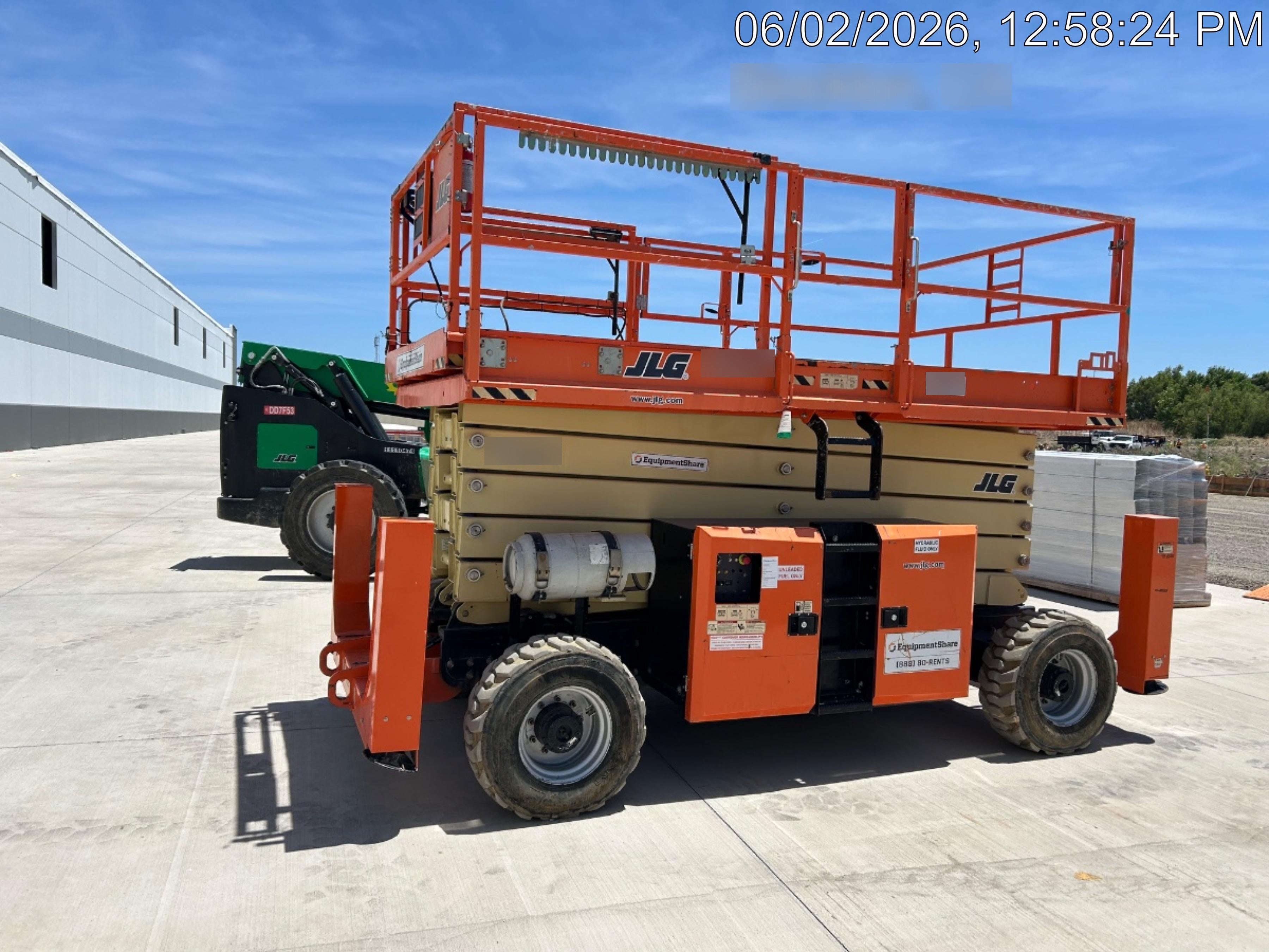 2020 JLG 530LRT
