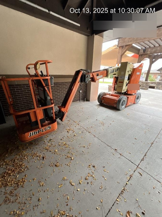 2019 JLG E300AJP
