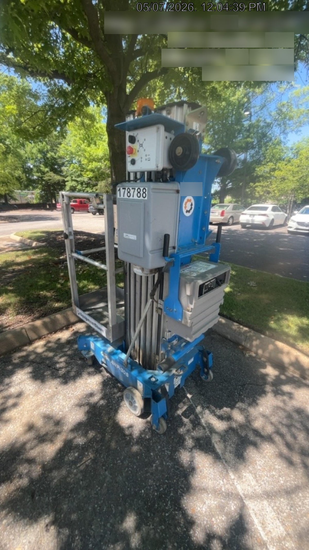 2021 GENIE AWP-30S DC