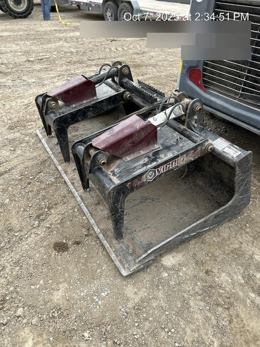 2022 PALADIN 48" Pallet Forks - Paladin