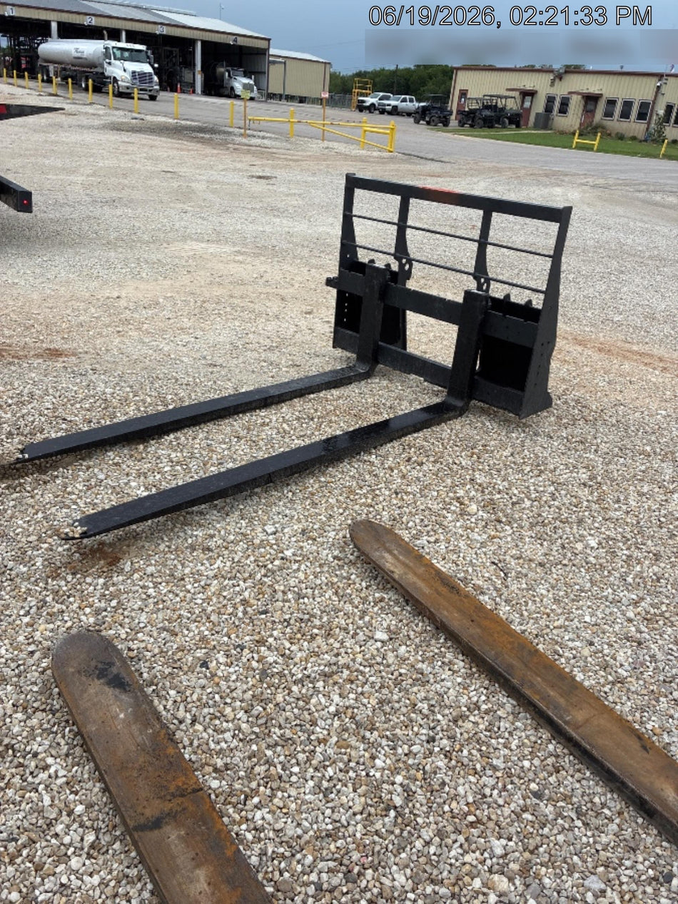 2026 ARROW MATERIAL HANDLING 48" Pallet Forks - Arrow