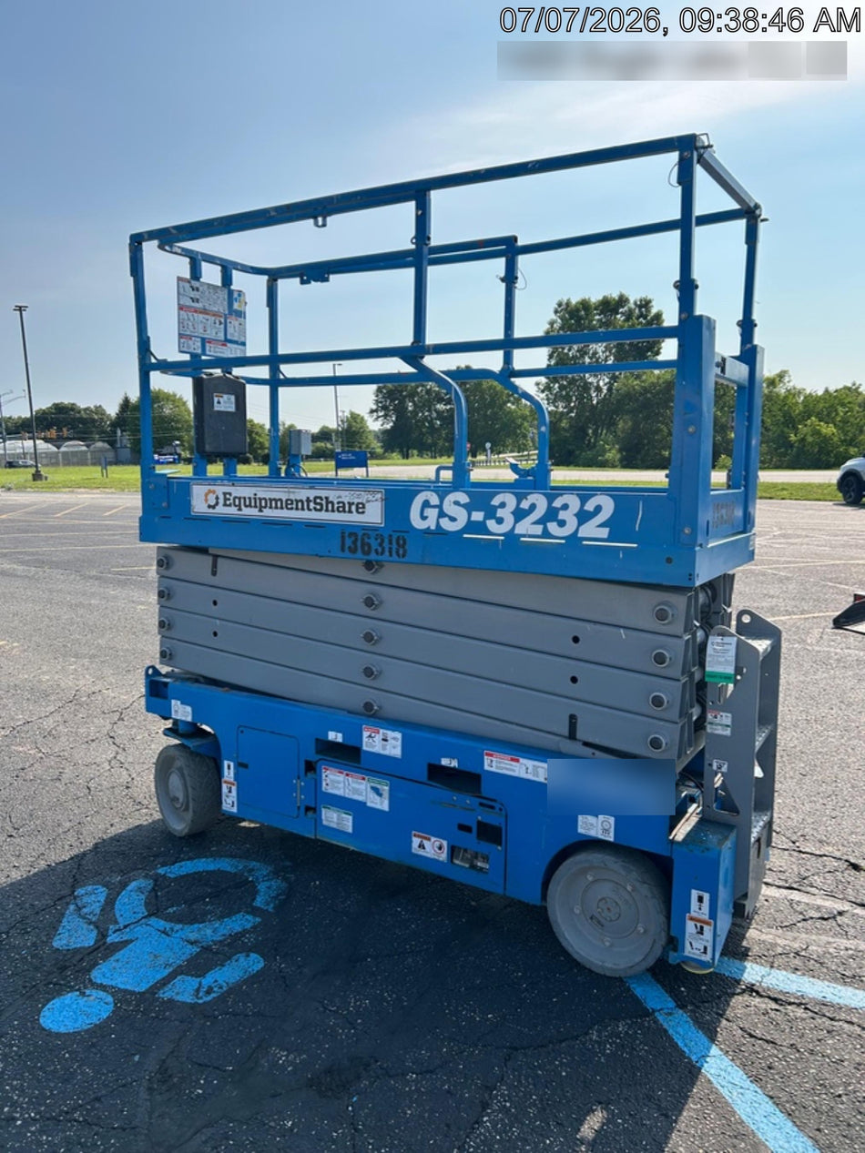 2021 GENIE GS-3232