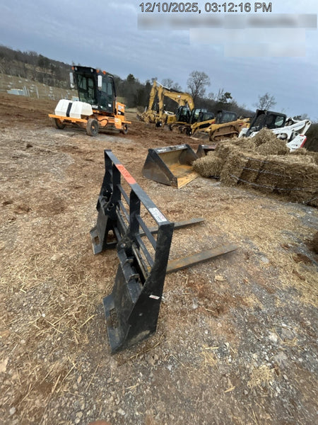 2025 ARROW MATERIAL HANDLING 48" Pallet Forks - Arrow
