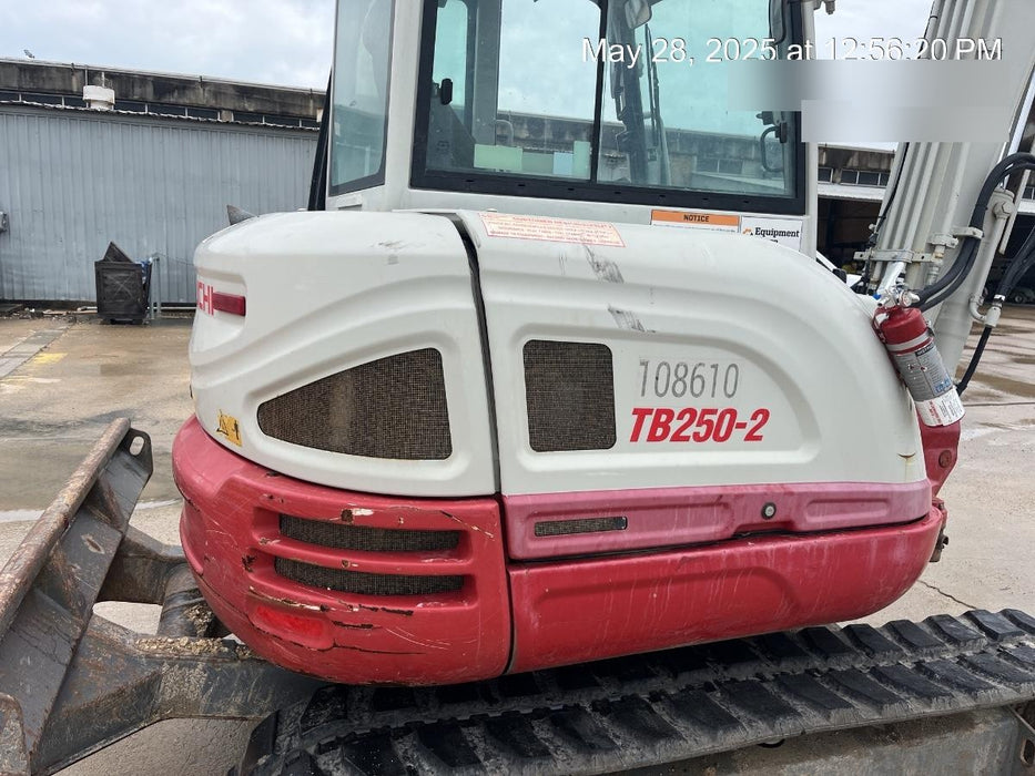 2020 TAKEUCHI TB250-2C
