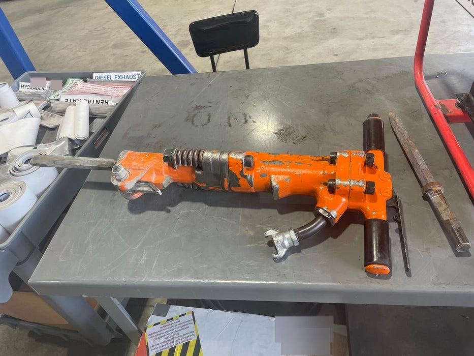 2022 MICHIGAN PNEUMATIC ES-TPB60-118-TRACKER