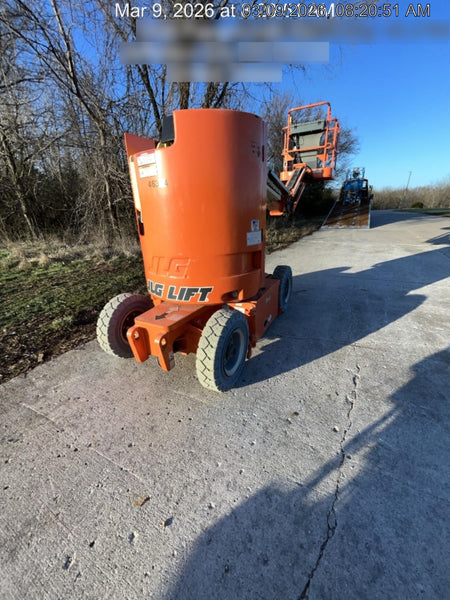 2019 JLG E300AJP