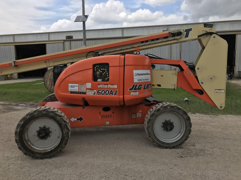 2019 JLG 600AJ
