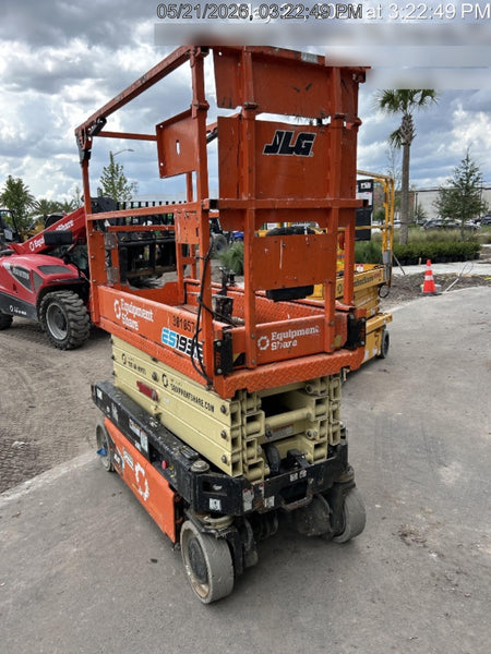 2023 JLG ES1932