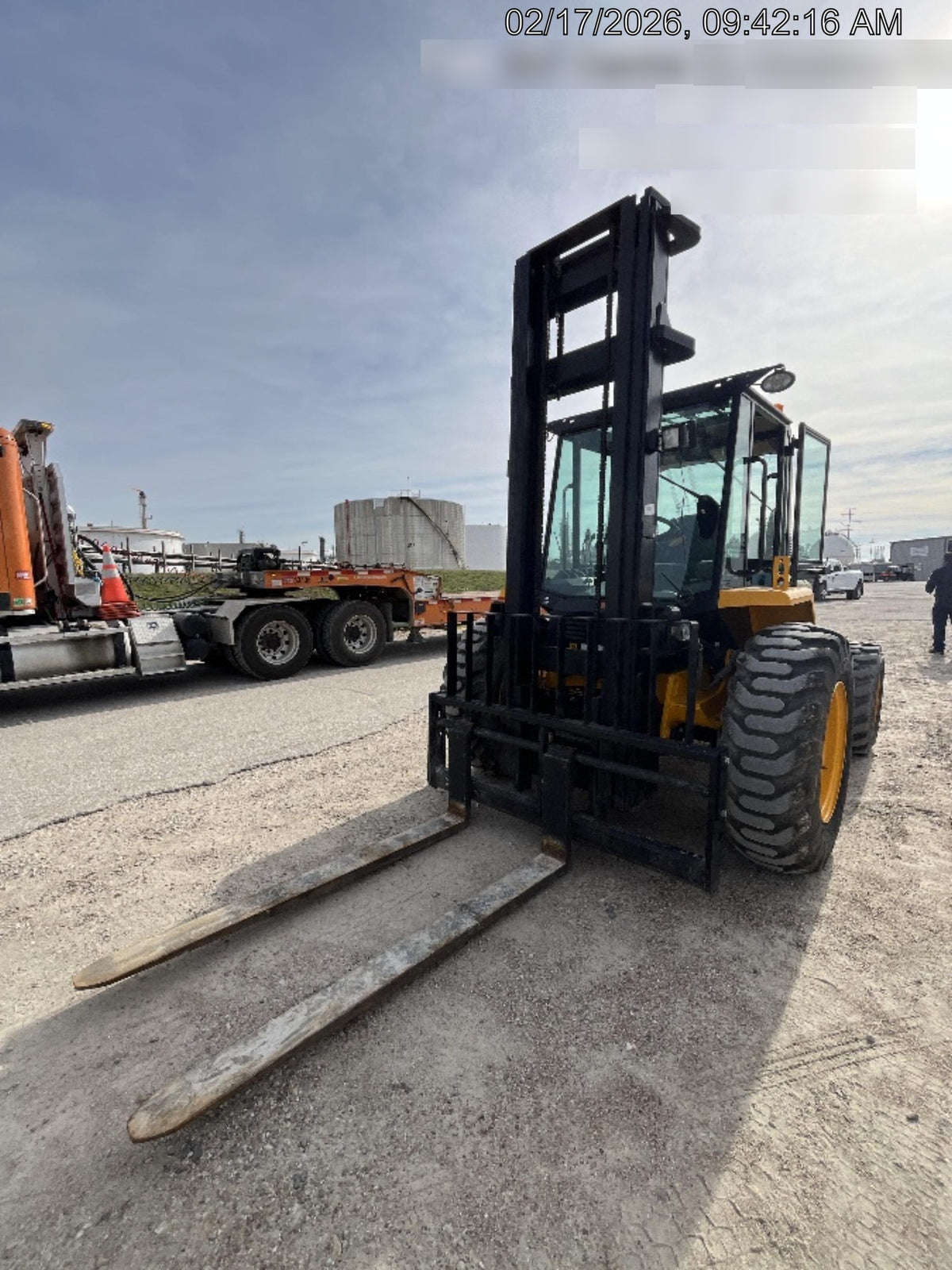 2025 JCB 930-4