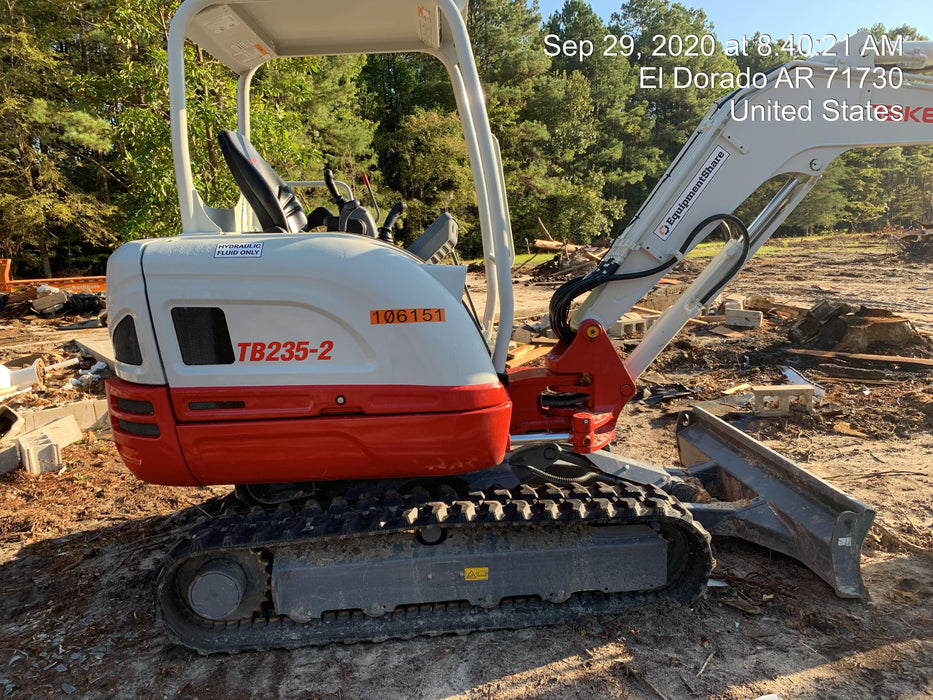 2020 Takeuchi TB235-2R Canopy, Rubber Tracks, Manual TAG QC
