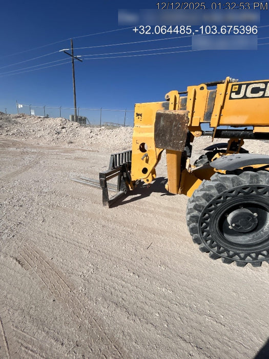 2019 JCB 510-56 Open ROPS, 74 HP, Solid Tires, Worklights, Beacon, Aux Hydraulics, Lifting Eye w/60" Carriage/60" Forks