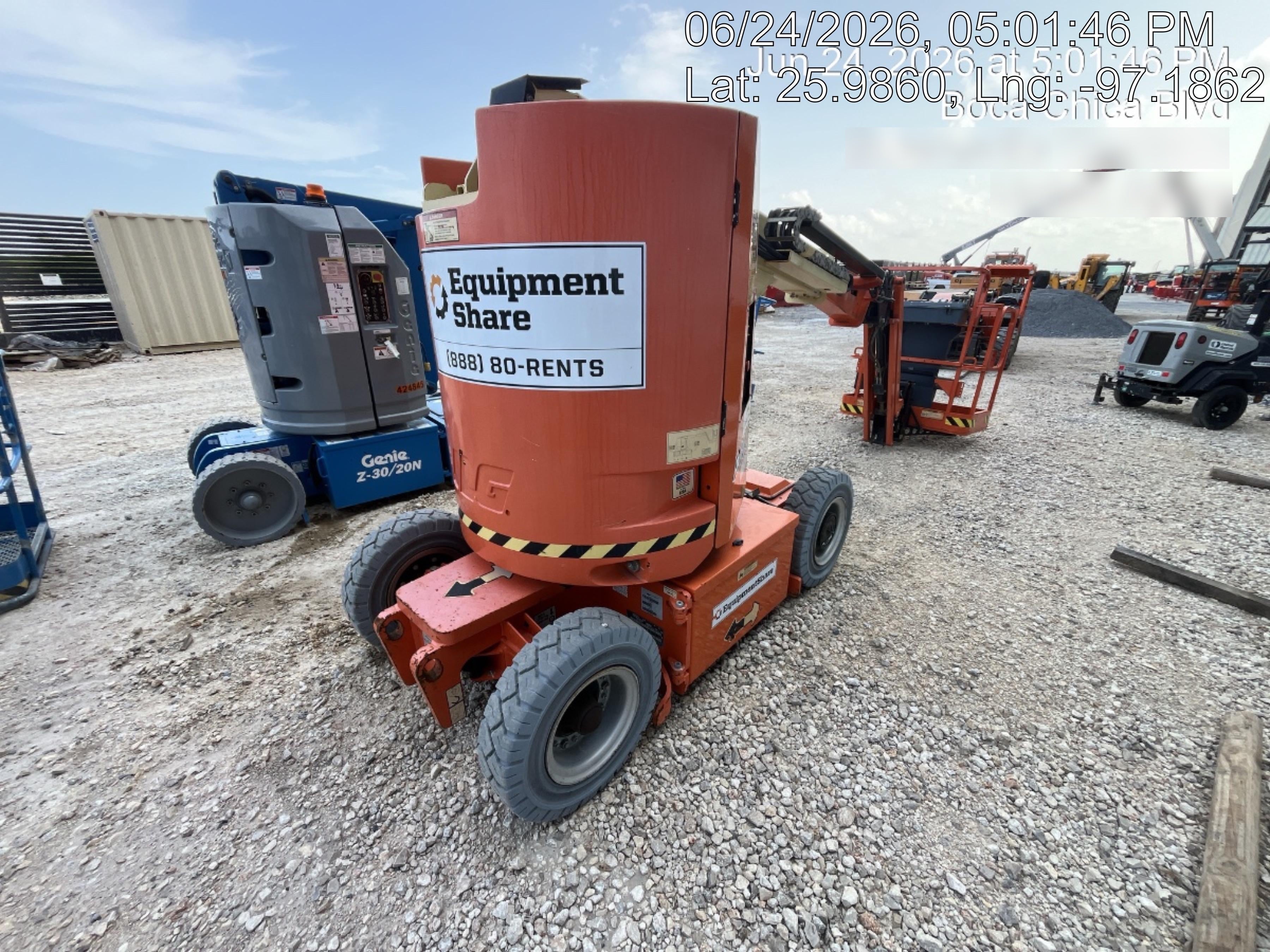 2021 JLG E300AJP