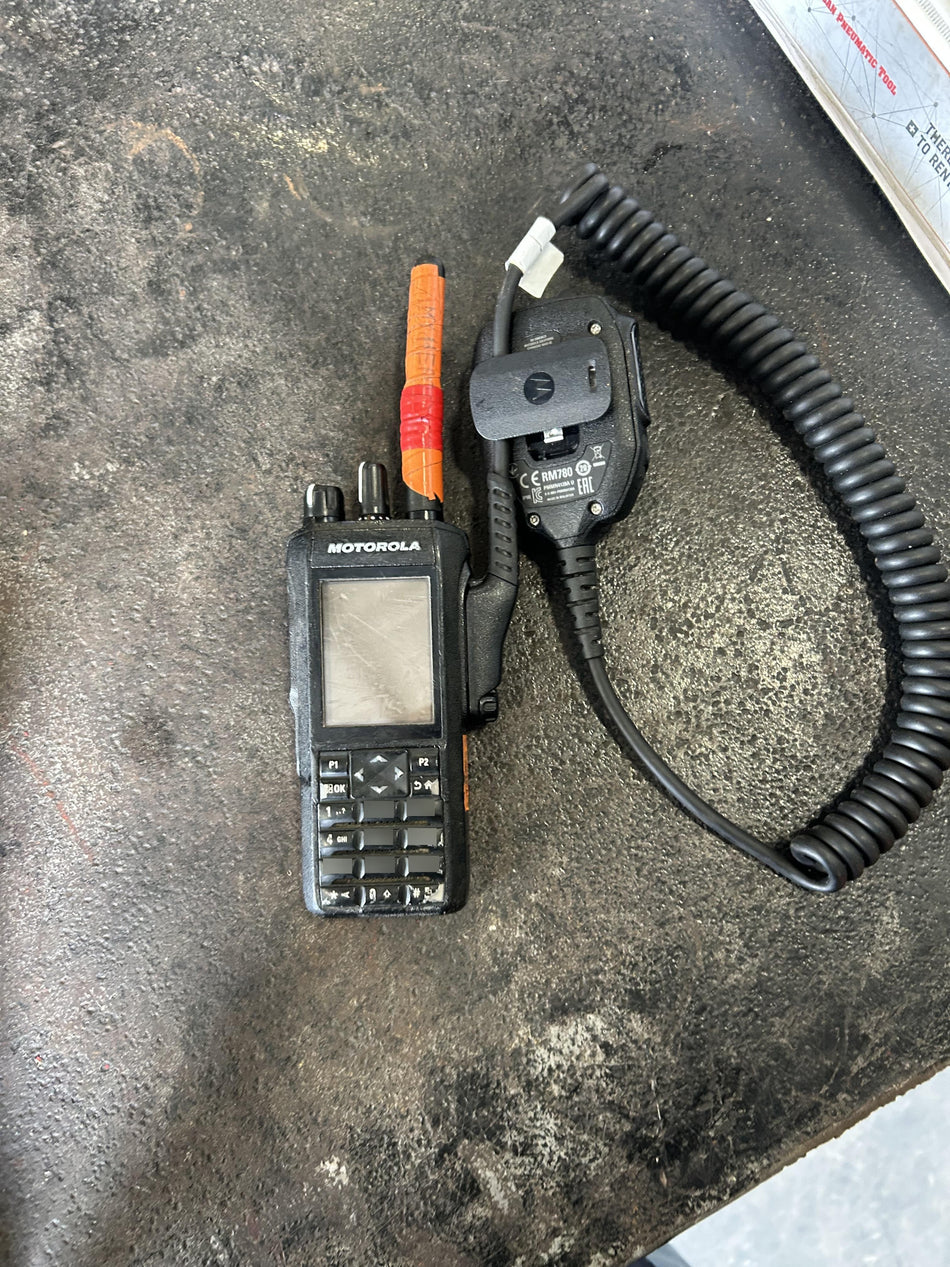 2023 MOTOROLA R7 DISPLAY