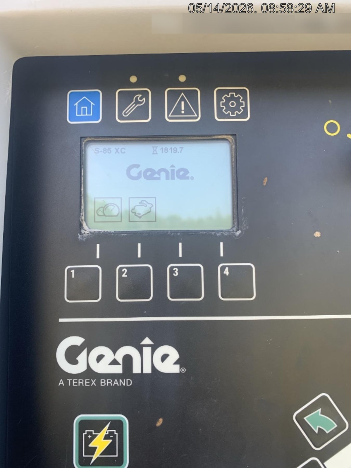 2022 GENIE S-85 XC