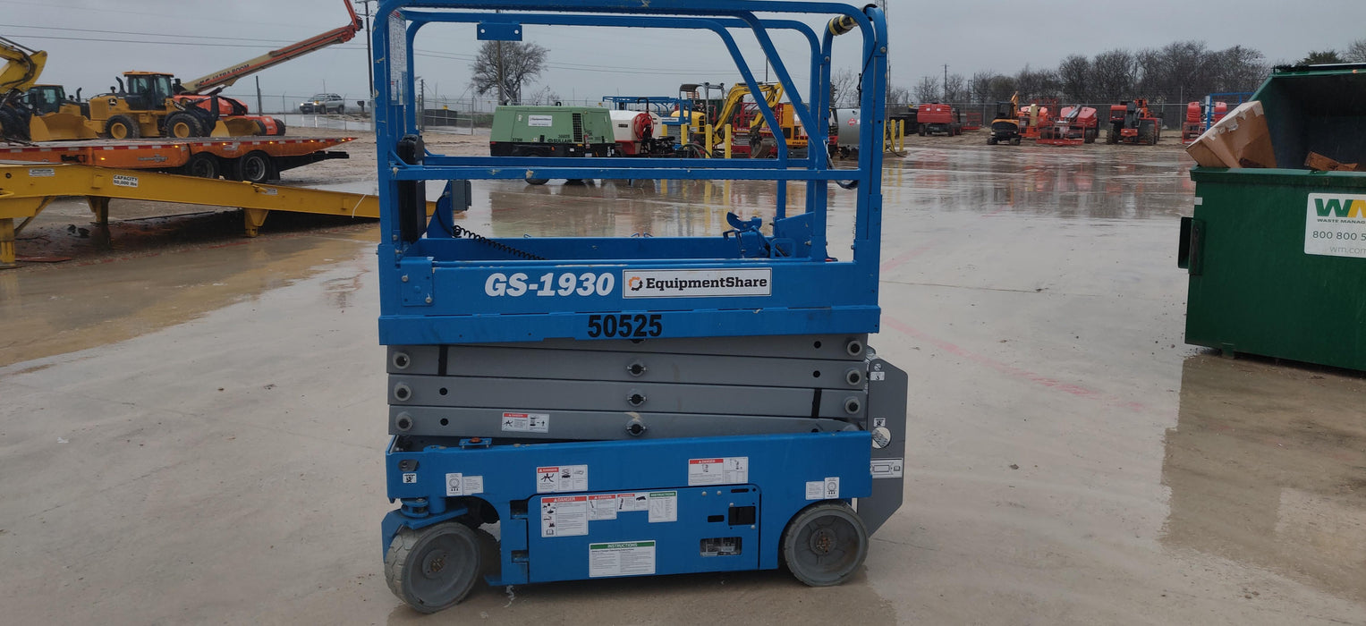 2019 Genie GS-1930 Fixed Rails with Chain Entry