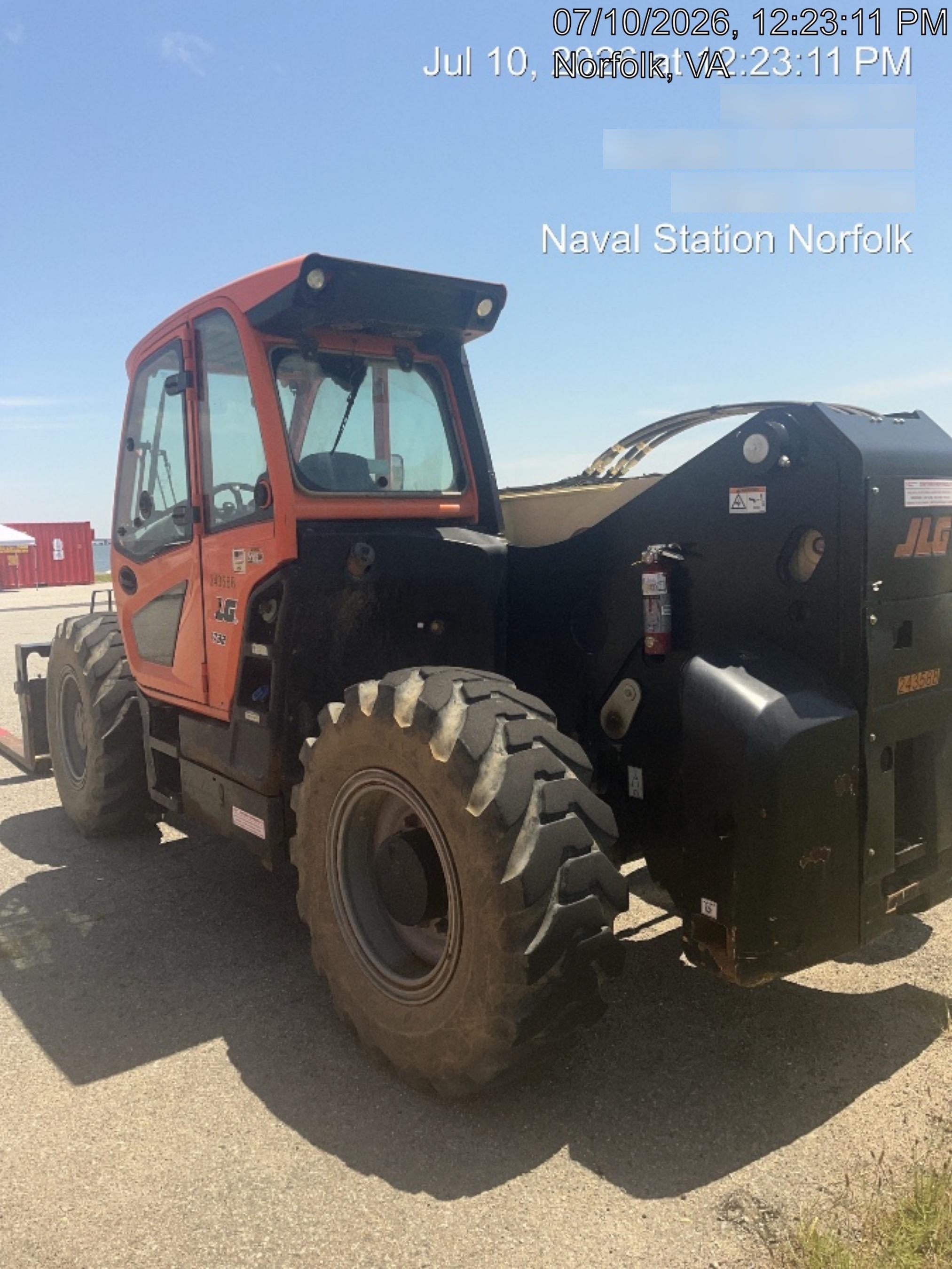 2022 JLG 1732