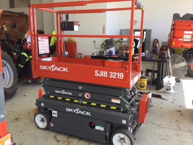 2017 Skyjack SJIII-3219 Skyjack SJ3219 w/Trojan Battery Set, Extended Warranty 5yr/5k hr