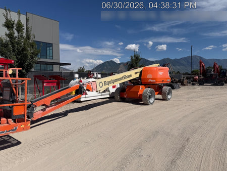2022 JLG 660SJ