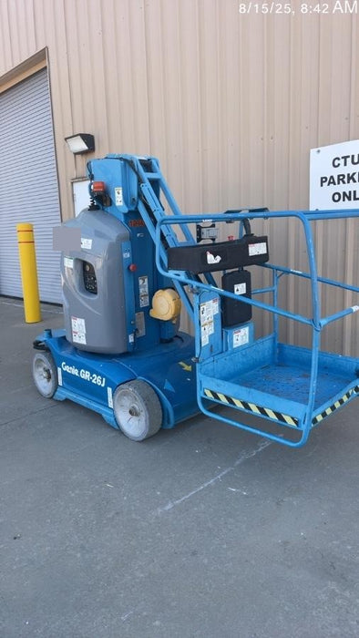 2020 GENIE GR-26J