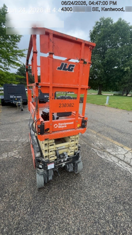 2022 JLG ES1932