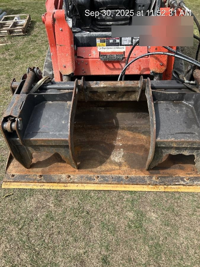 2019 PALADIN 76" Scrap Grapple Bucket - Paladin