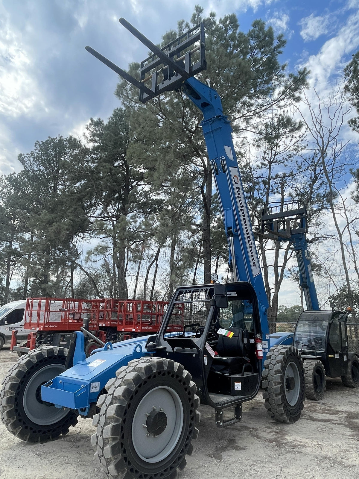 2022 GENIE GTH-636