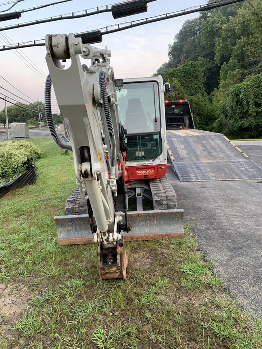 2020 Takeuchi TB250-2C Cab/Heat/Air, Rubber Tracks, Manual TAG QC