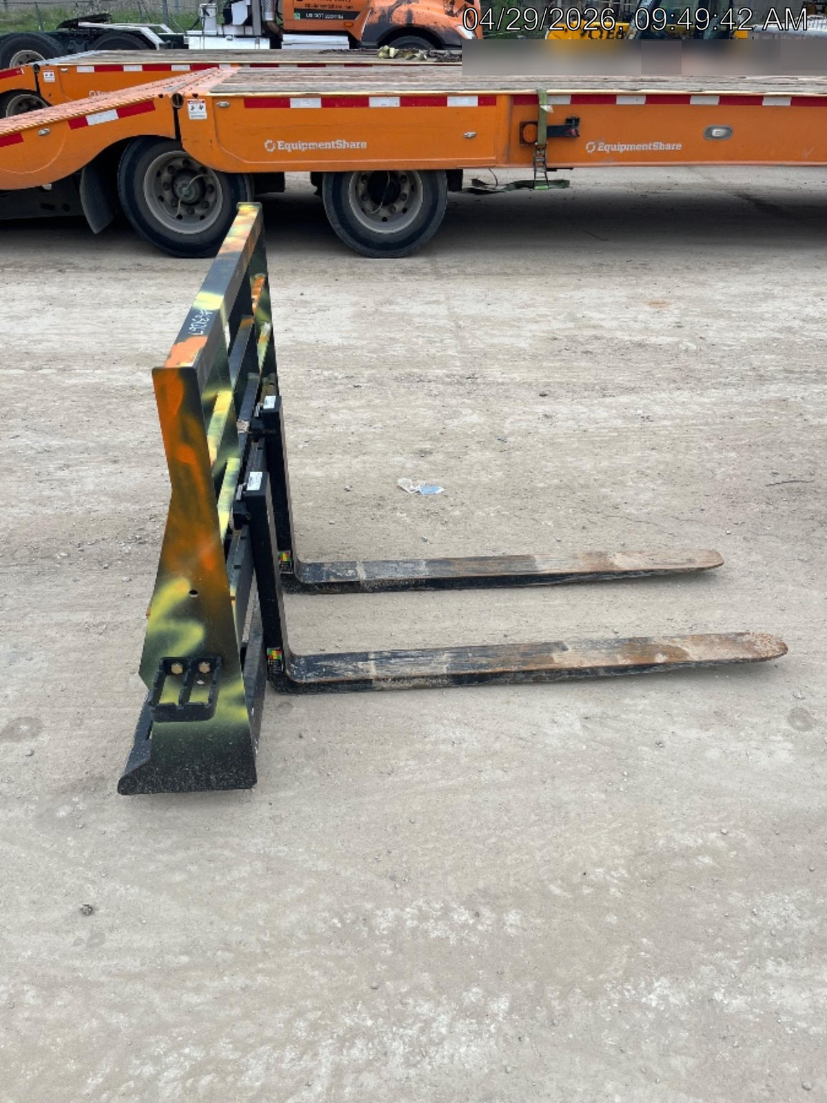 2025 ARROW MATERIAL HANDLING 48" Pallet Forks - Arrow