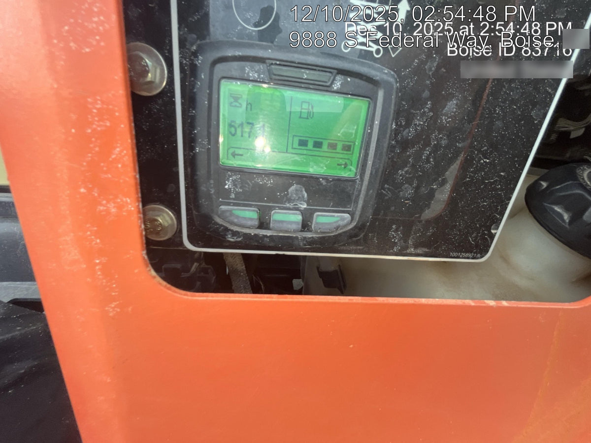 2022 JLG RT4069