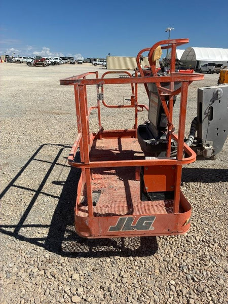 2023 JLG 600S