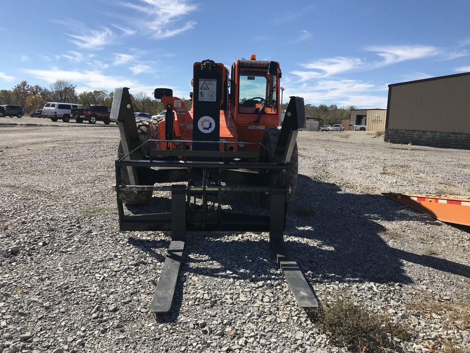 2020 Skytrak 10054 74 Hp, Cab/Heat/Air, FF Tires, Work Lights, Beacon, Aux Hydraulics, Back up Alarm, Lifting Eye, ES Decals