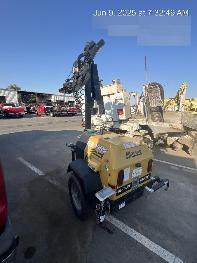 2022 Allmand NLV3GR (4) LED Light Fixture 350W, 23' Vertical Mast, 3kW Prime, Towable, ES Decals, T3