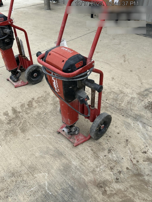 2021 HILTI TE 3000-AVR