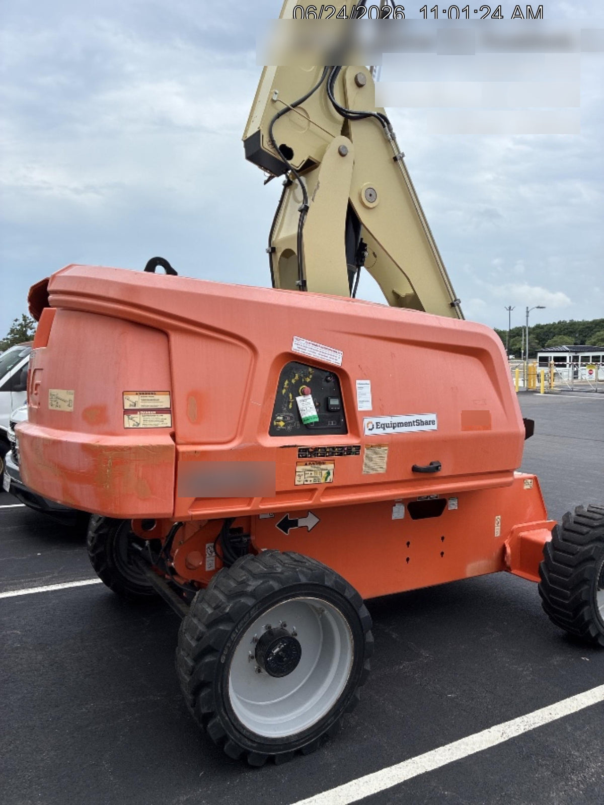 2019 JLG 660SJ