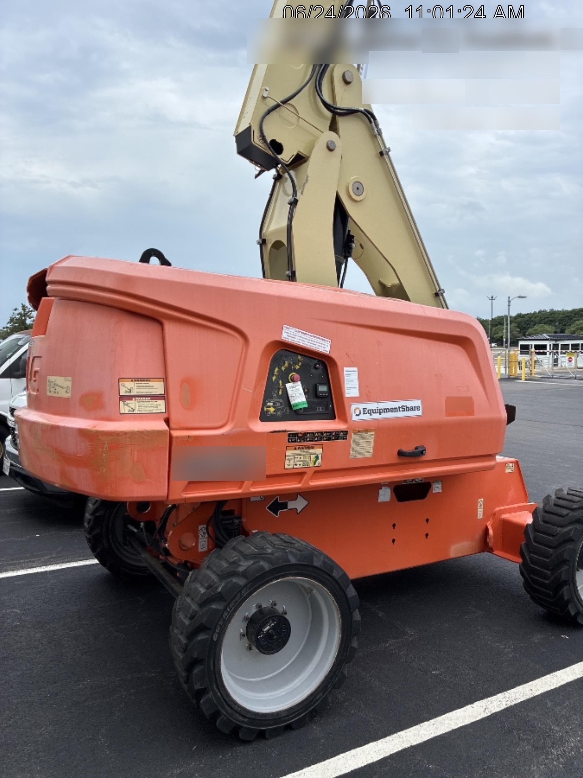 2019 JLG 660SJ