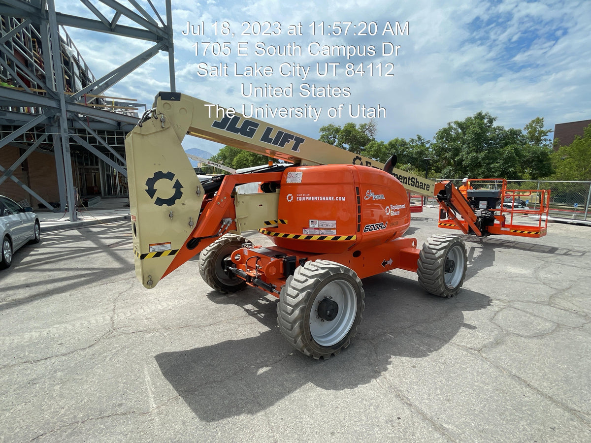 2022 JLG 600AJ
