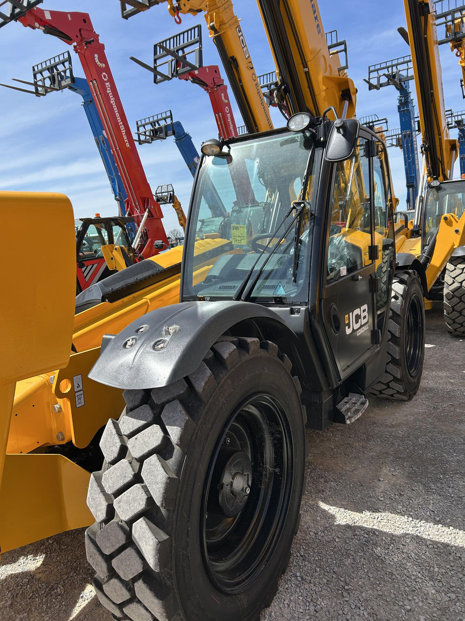 2025 JCB 510-56