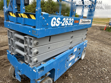 2023 GENIE GS-2632