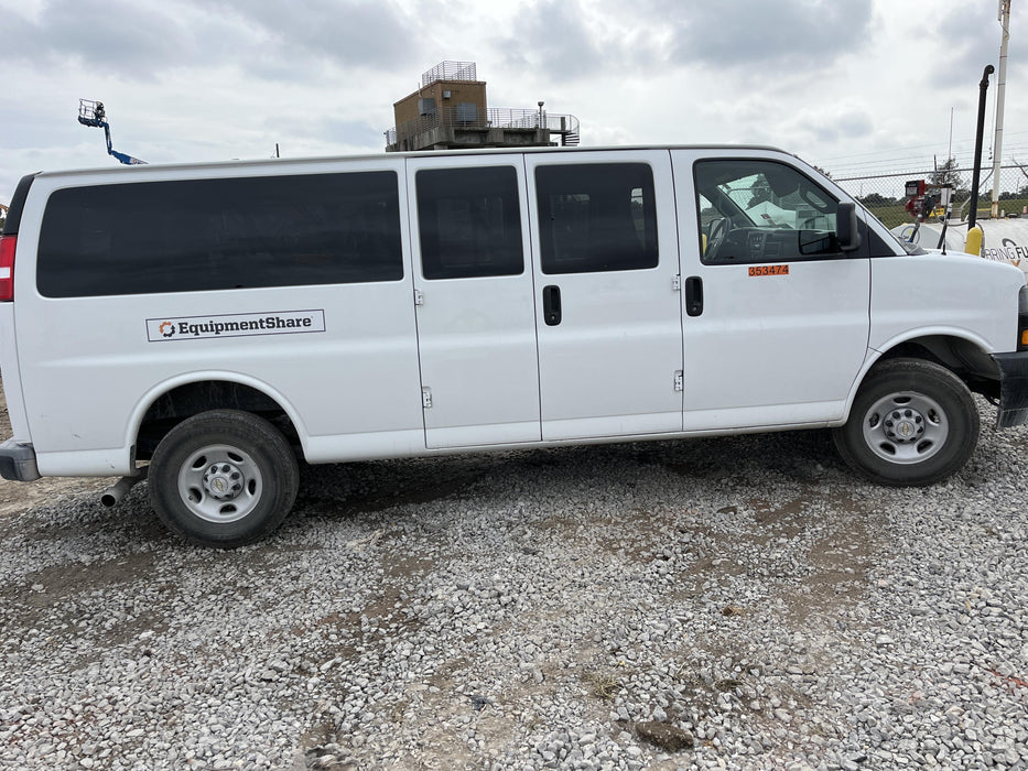 2023 CHEVROLET Express Van - Rental
