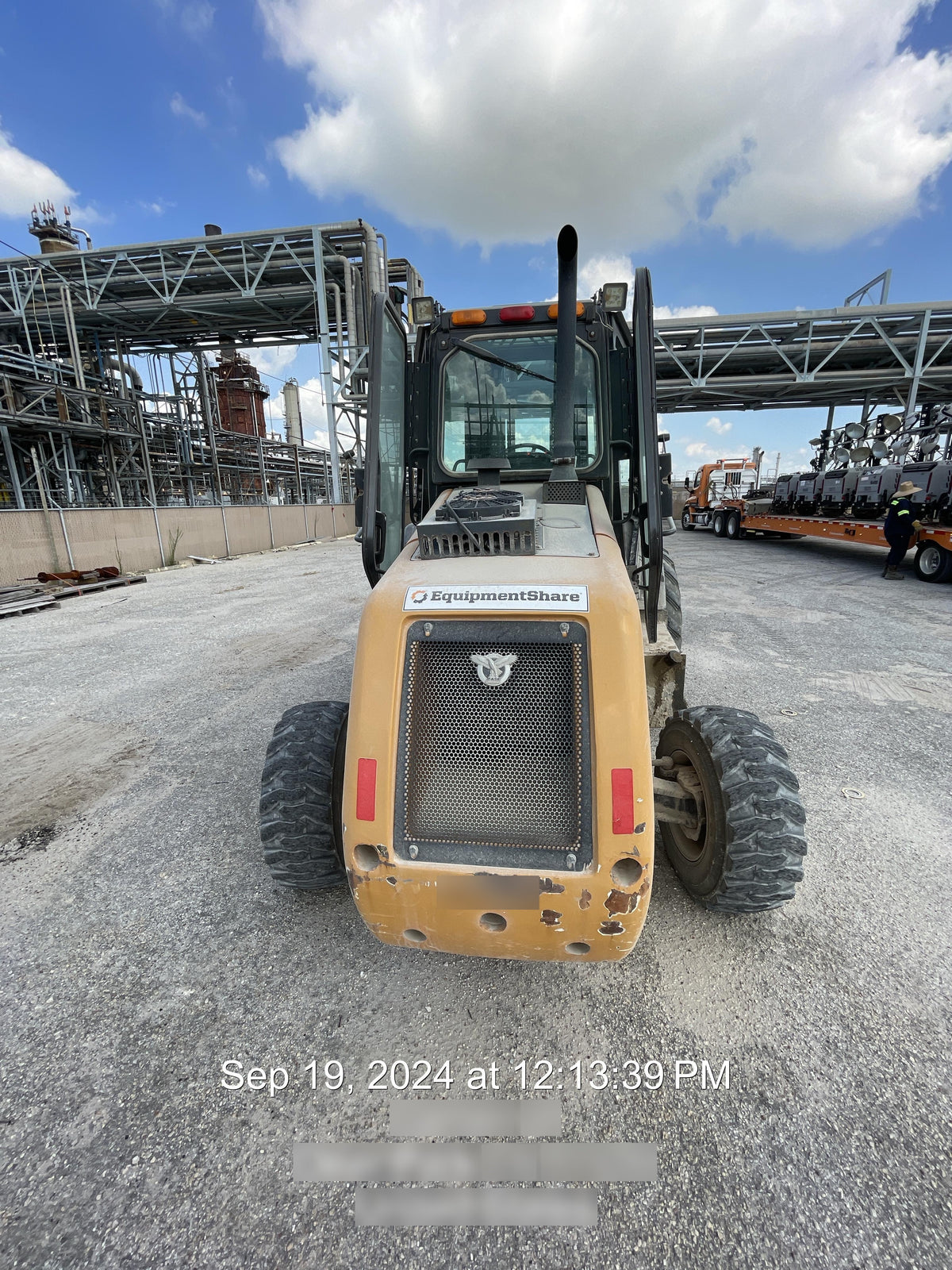2019 CASE 588H