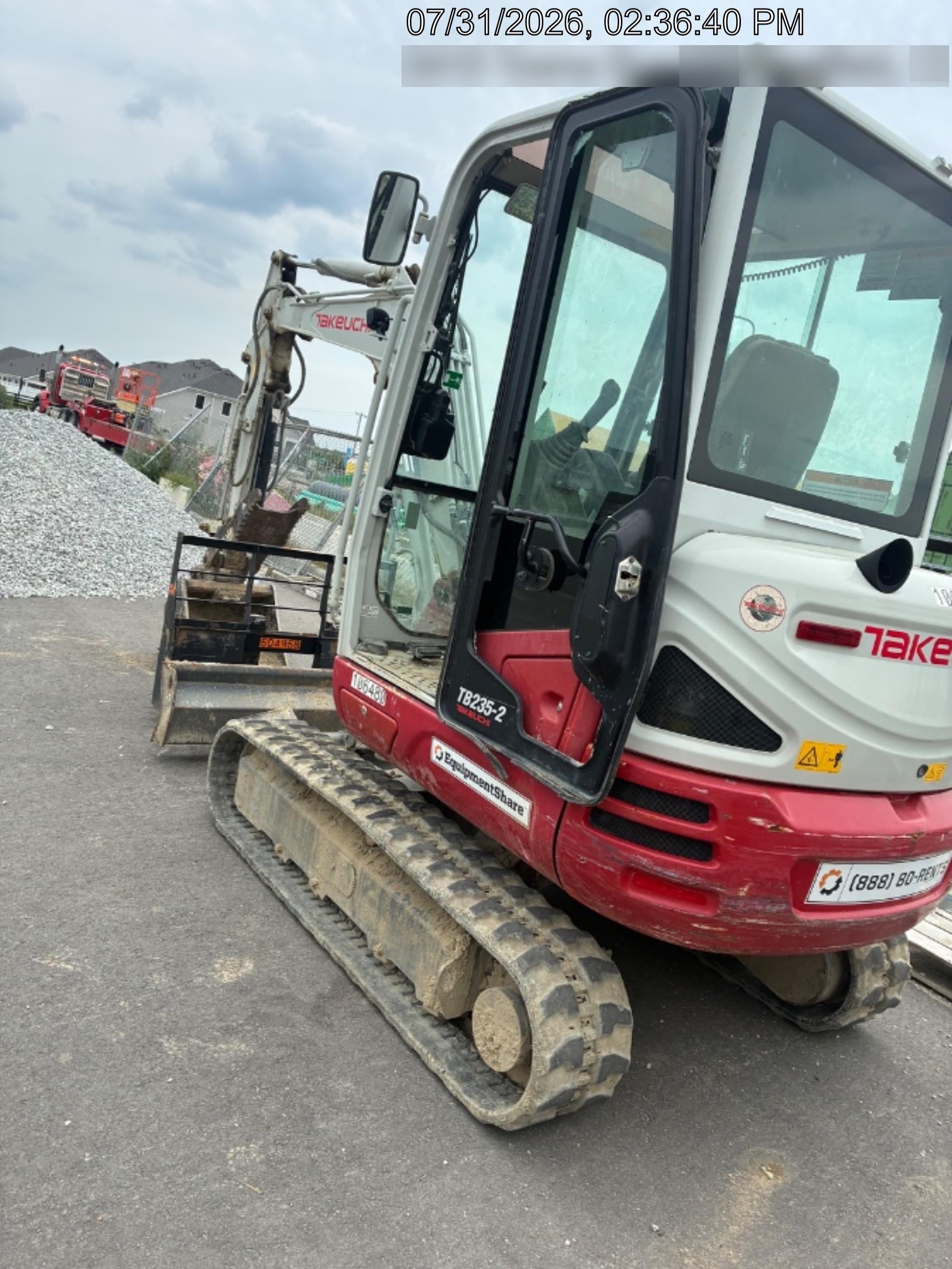 2020 TAKEUCHI TB235-2CR