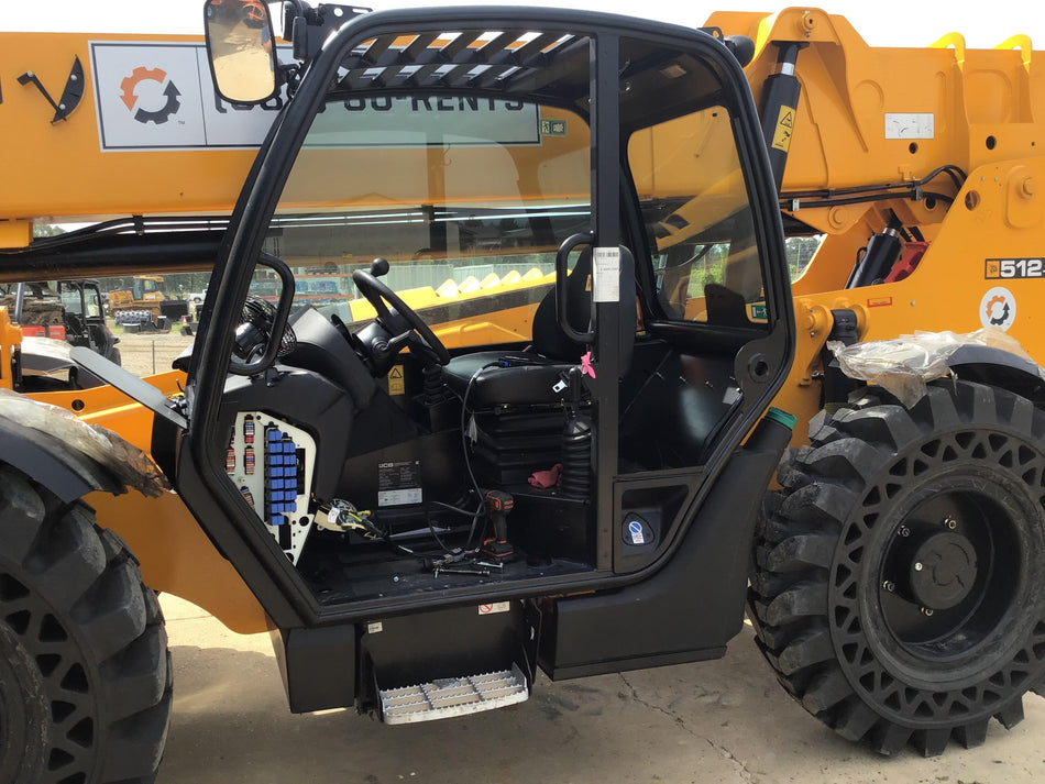2020 JCB 512-56 Canopy, 74Hp, Solid Tires, Work Lights, Beacon, Aux Hydraulics, Back up Alarm, Lifting Eye, ES Decals