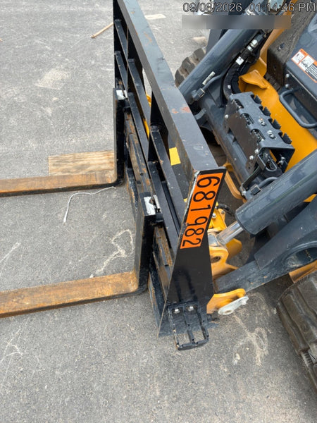 2026 ARROW MATERIAL HANDLING 72" Pallet Forks - Arrow