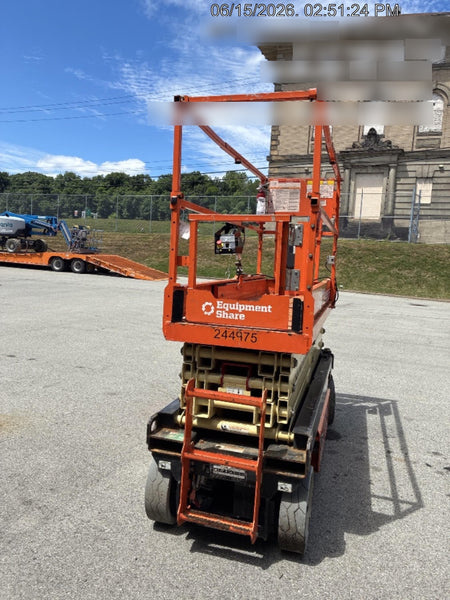 2022 JLG ES2632