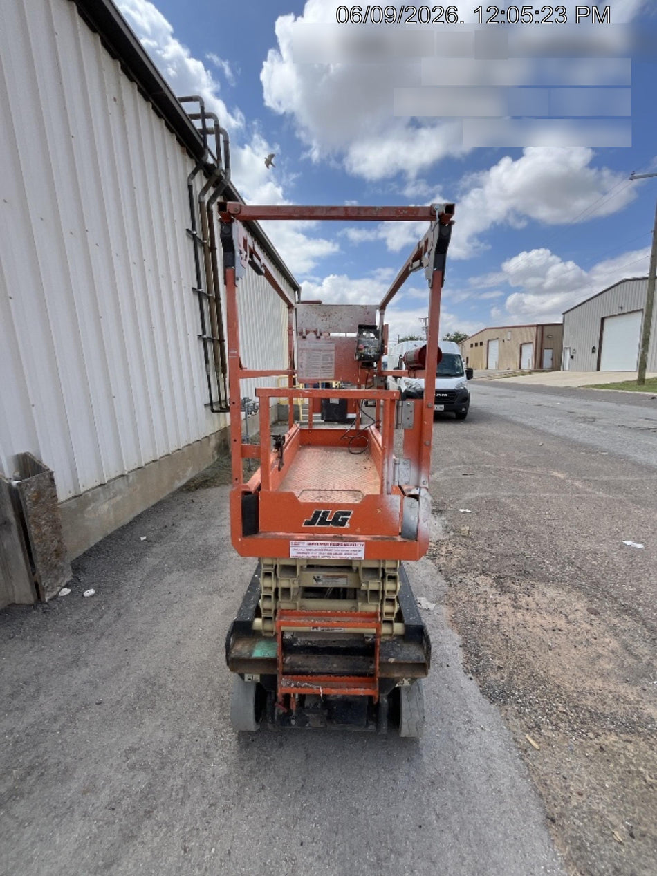 2021 JLG ES1932