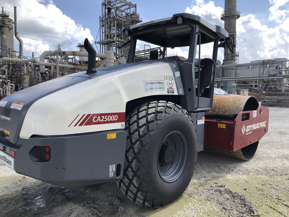 2021 DYNAPAC CA2500D