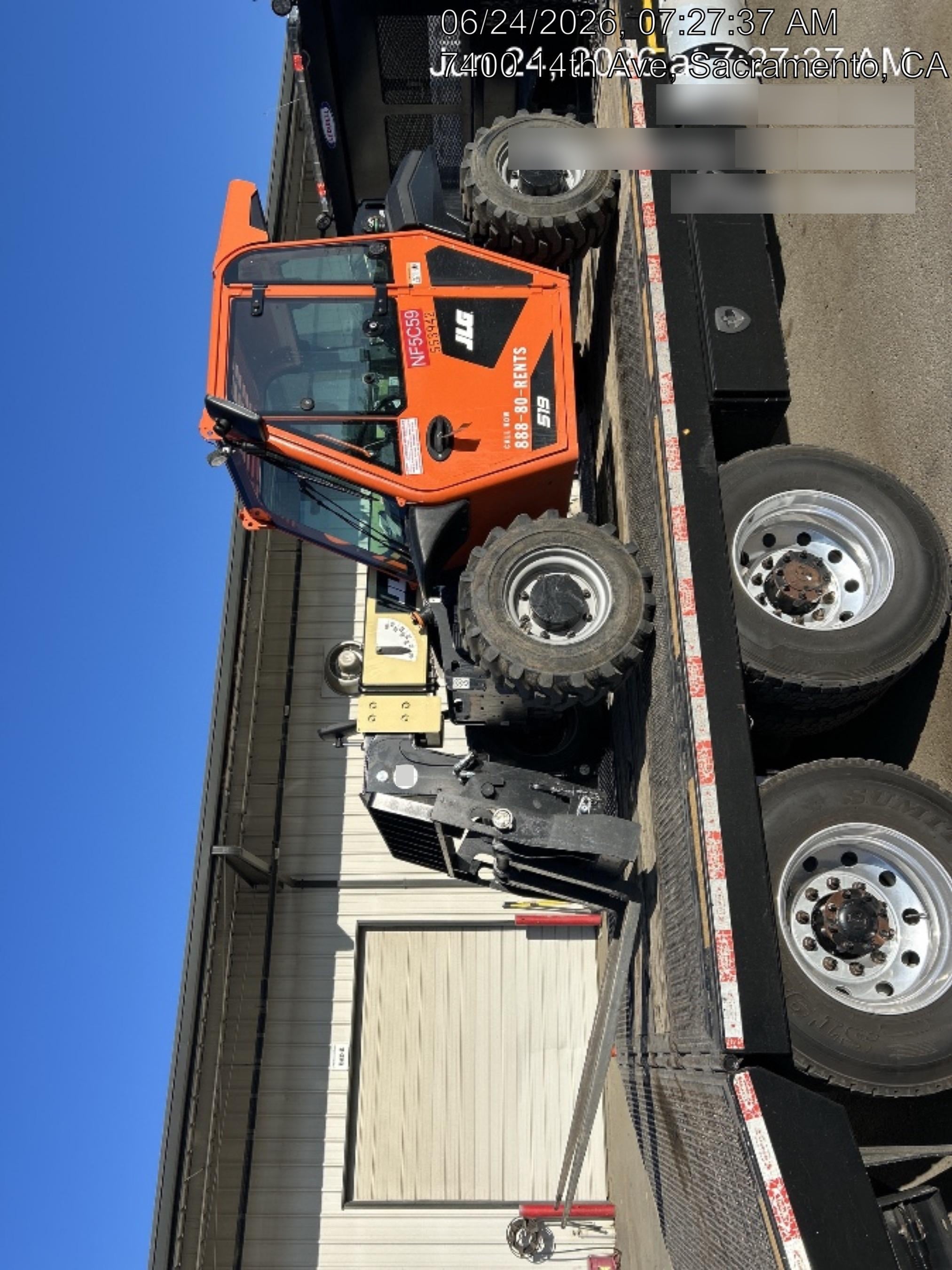 2025 JLG 519