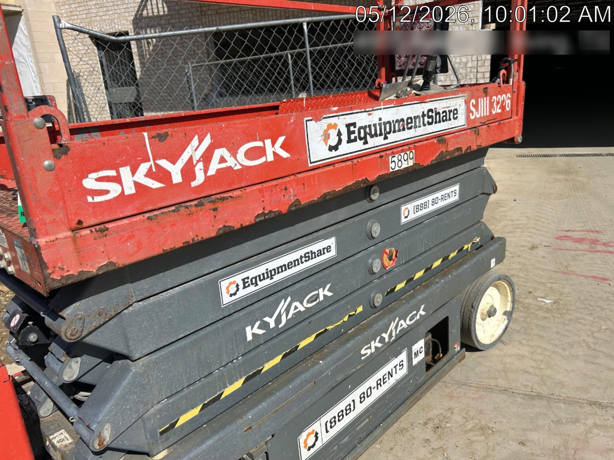 2017 Skyjack SJIII-3226 Skyjack SJ3226, Trojan Battery Set, Extended Warranty 5yr/5k hr