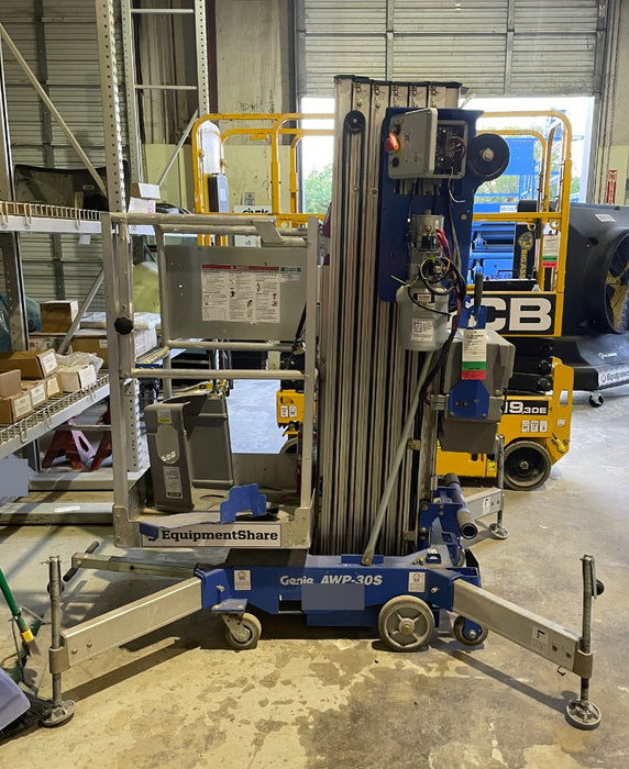 2019 GENIE AWP-30S